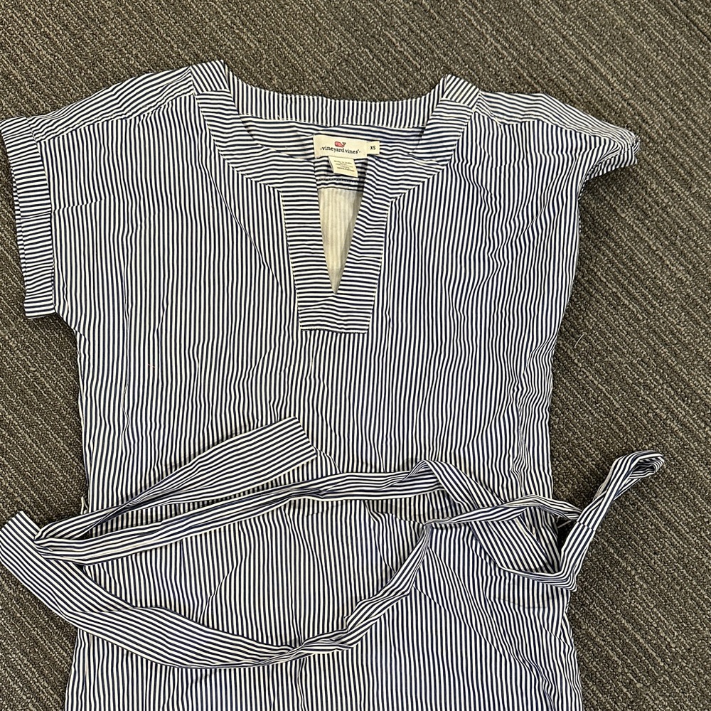 Vineyard Vines XS Blue and White Striped Dress